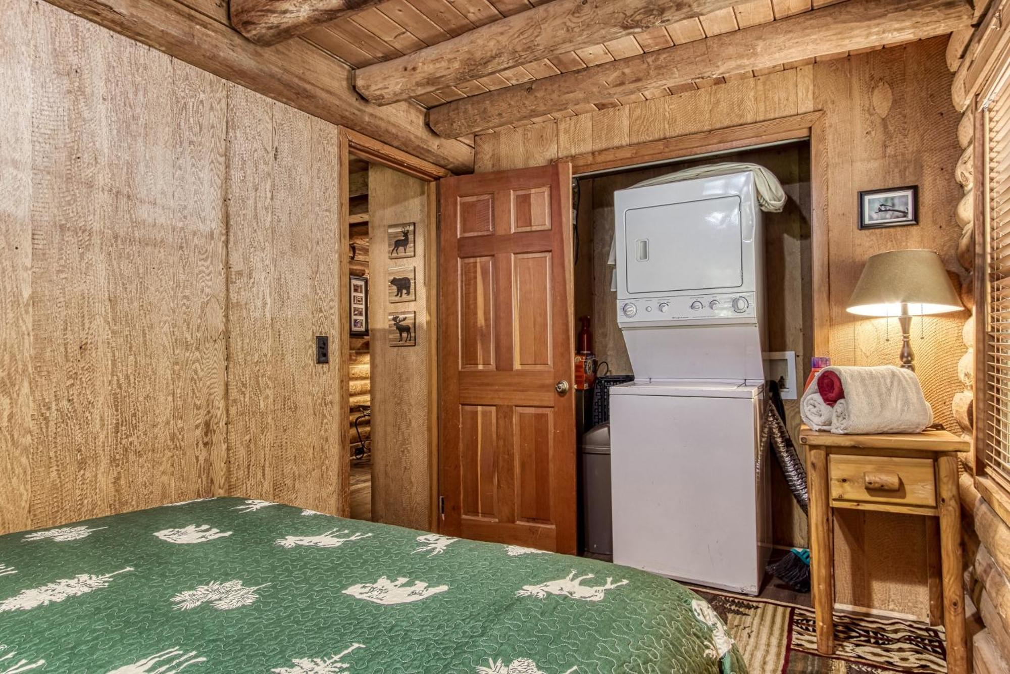 Very Private, Real Log Cabin With Hot Tub! Sevierville Εξωτερικό φωτογραφία