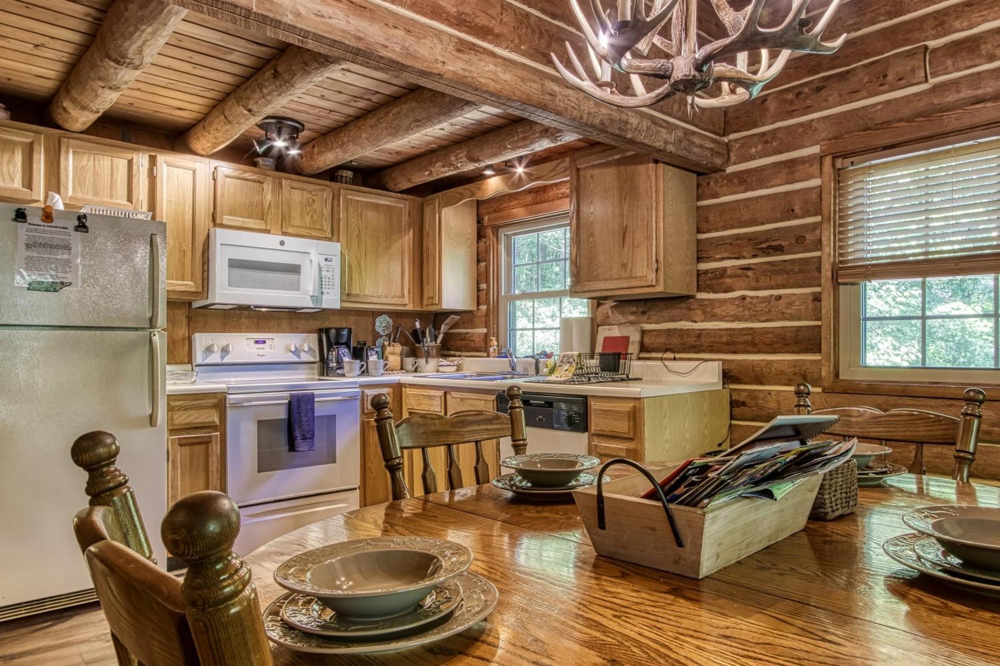 Very Private, Real Log Cabin With Hot Tub! Sevierville Εξωτερικό φωτογραφία