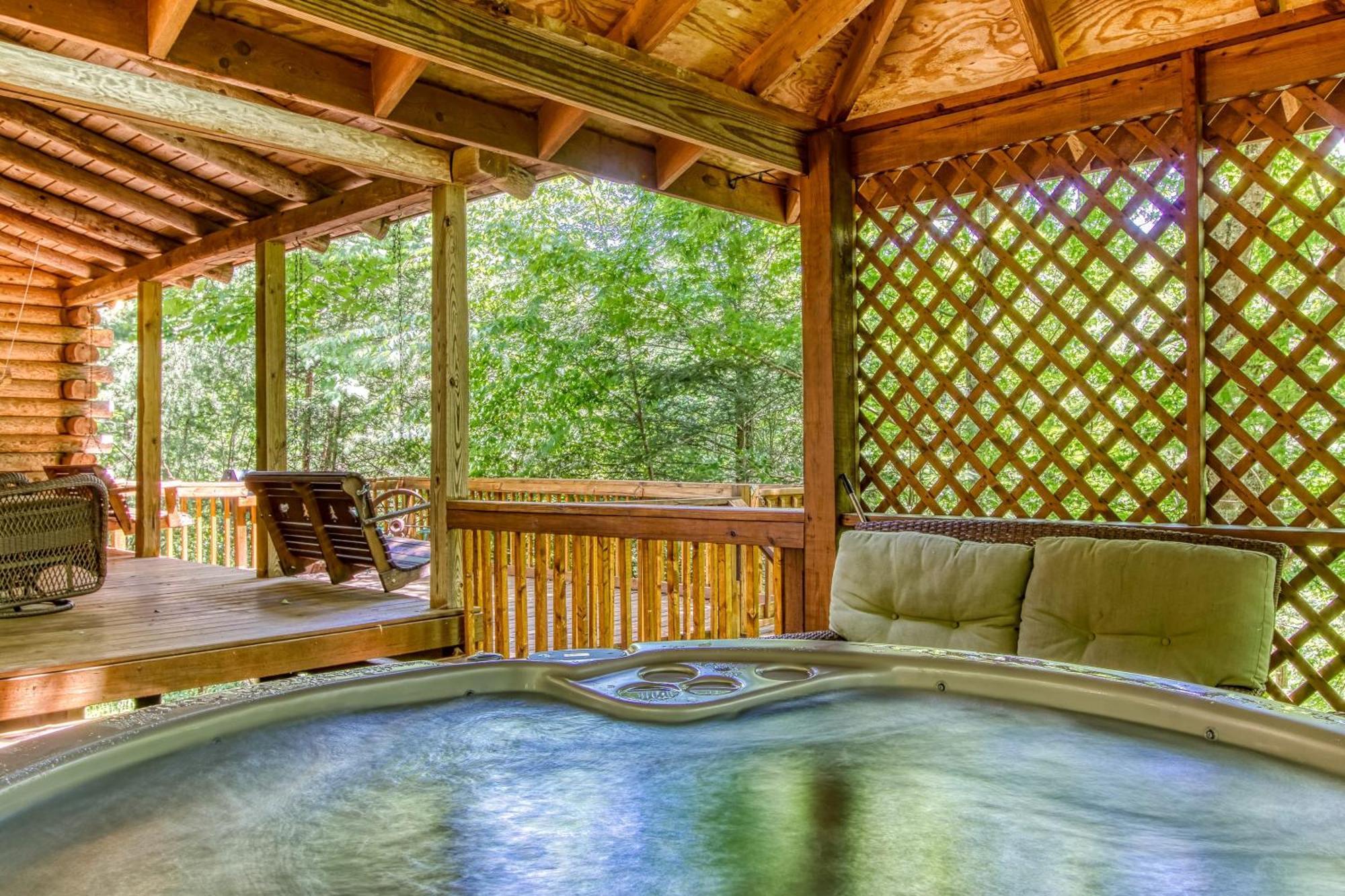 Very Private, Real Log Cabin With Hot Tub! Sevierville Εξωτερικό φωτογραφία