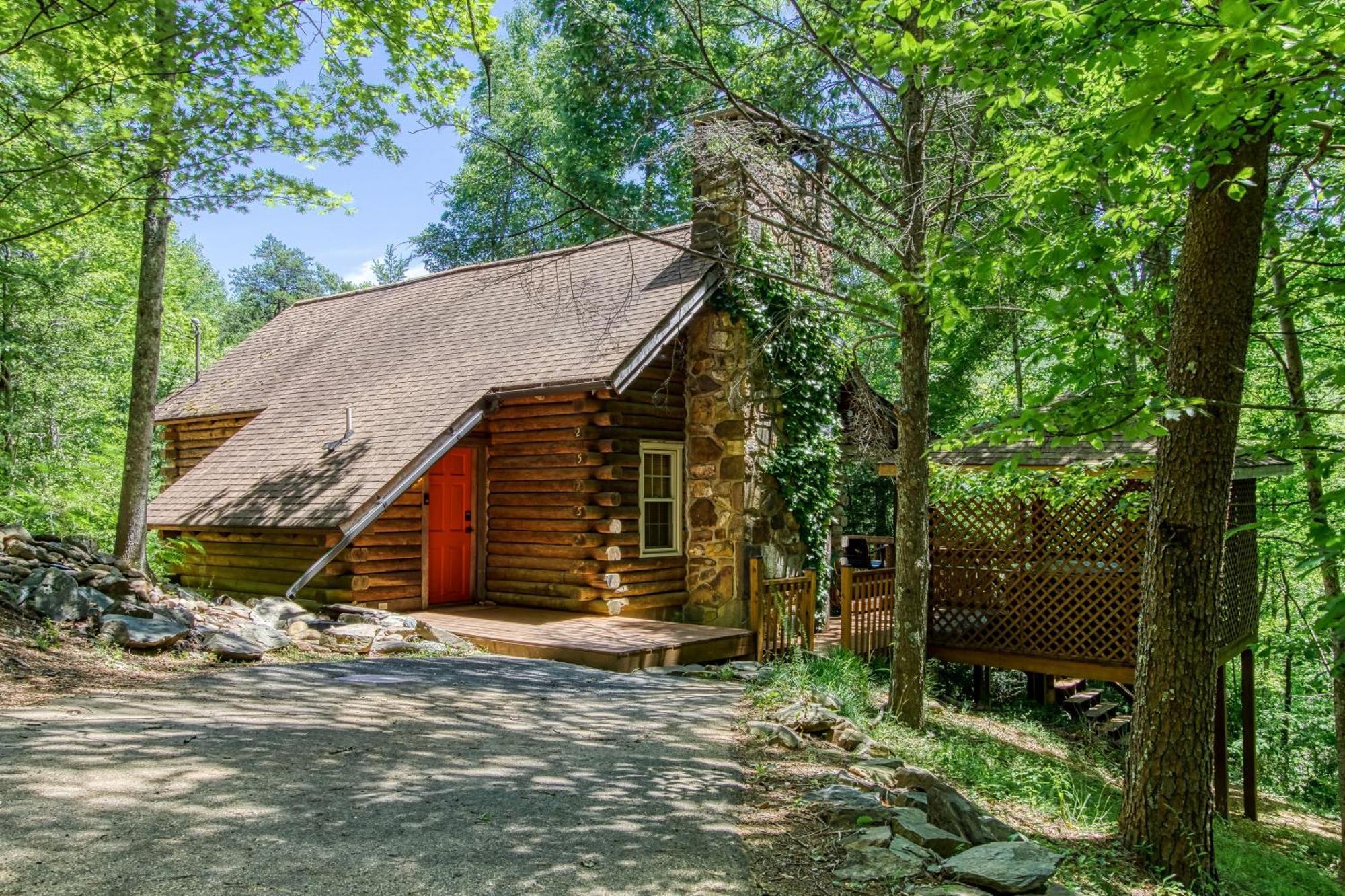 Very Private, Real Log Cabin With Hot Tub! Sevierville Εξωτερικό φωτογραφία